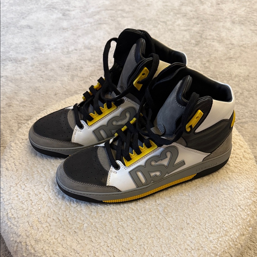 DSQUARED2 Black and Yellow High-Top Sneakers